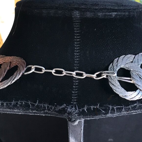 Flat Looped Metal Cable Necklace Industrial Arts Minimalist Wire Artisan Forged - Picture 4 of 9